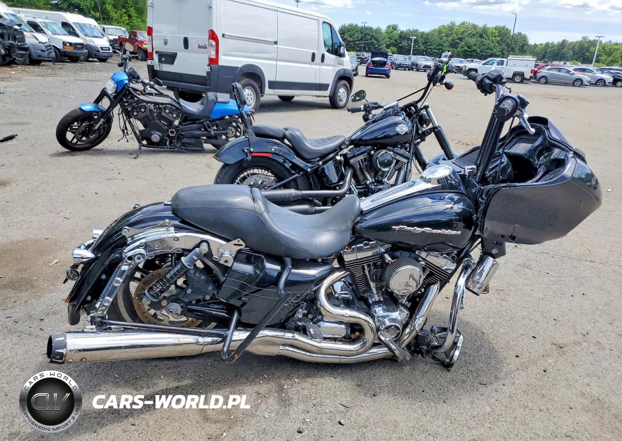 2015 Harley-Davidson Fltrxs Road Glide Special – zdjęcie 1 z 8