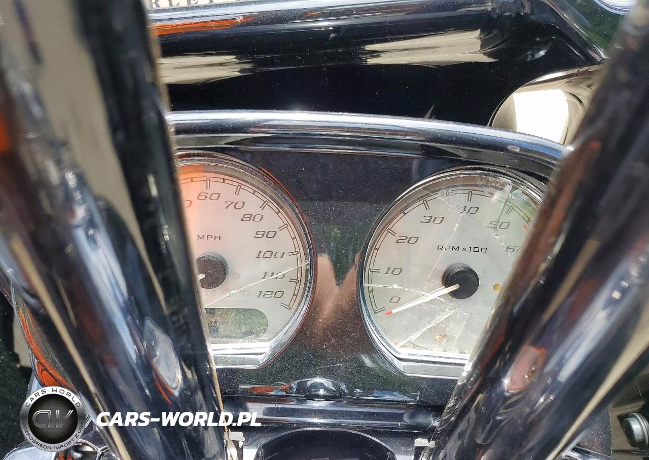 2015 Harley-Davidson Fltrxs Road Glide Special VIN:1HD1KTM18FB632372 - 7