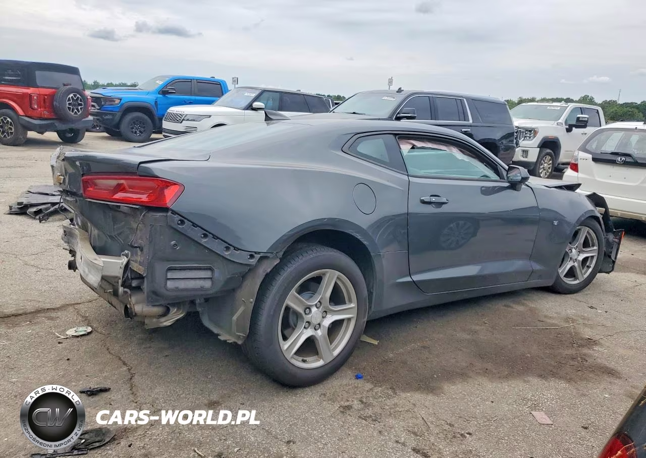 2016 Chevrolet Camaro Lt VIN:1G1FD1RS1G0145138 - 3