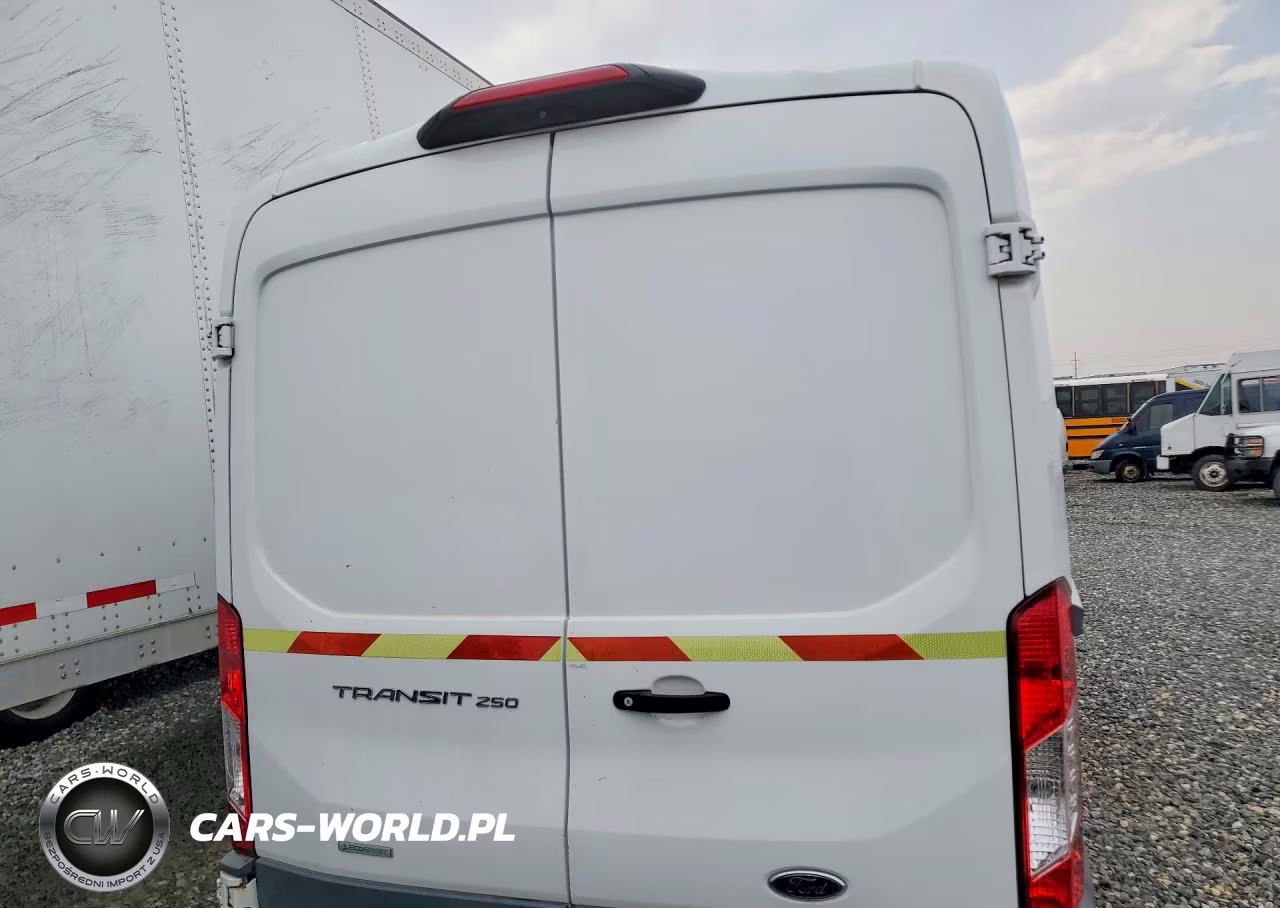 2018 Ford Transit T-250 VIN:1FTYR1CG5JKA24162 - 6