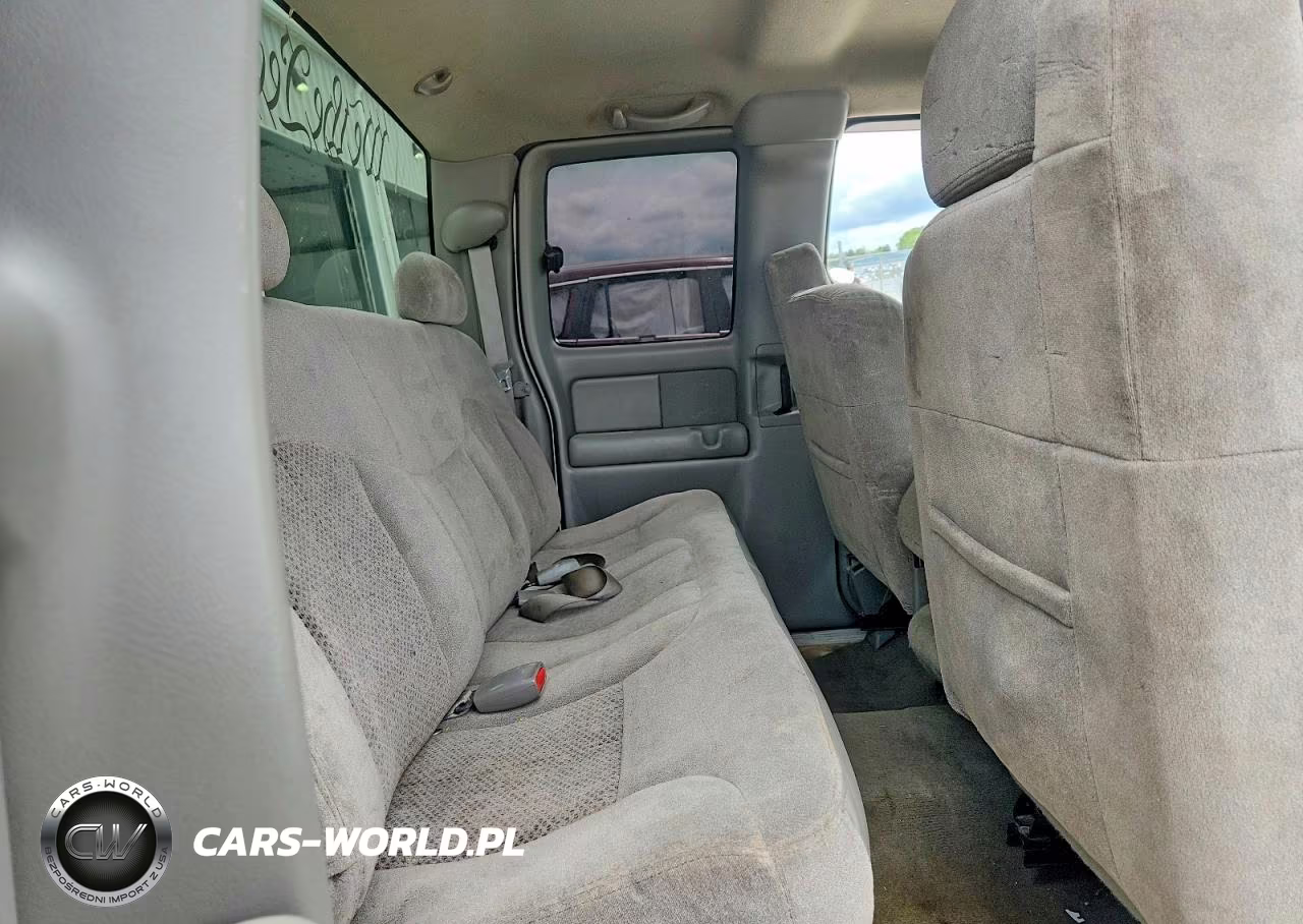 2000 Chevrolet Silverado K1500 VIN:1GCEK19T4YE335277 - 10