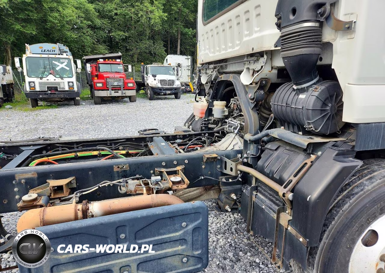 2019 Isuzu Ftr VIN:54DK6S161KSG00926 - 11