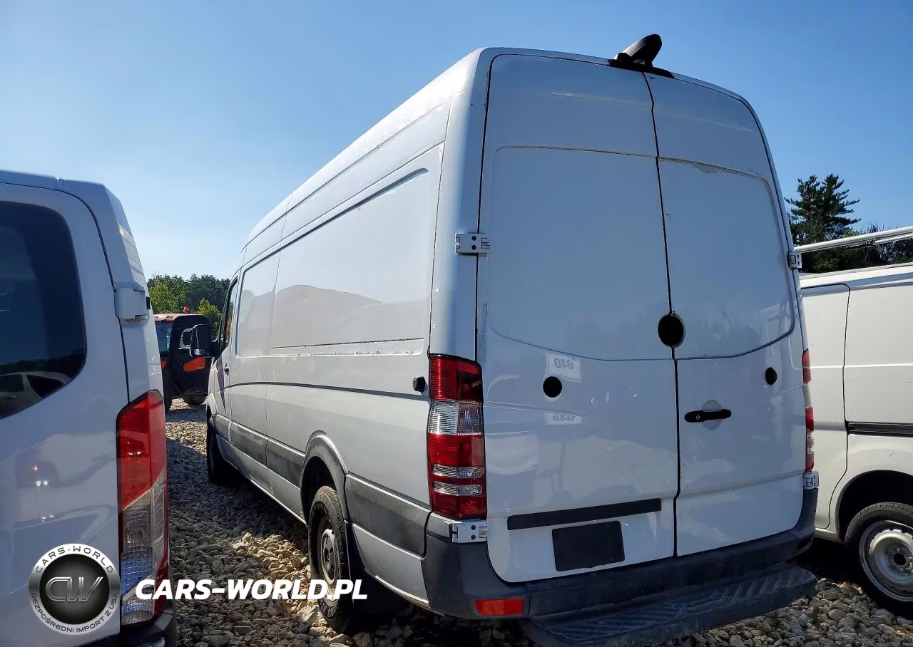 2018 Mercedes-Benz Sprinter 2500 VIN:WD3PE8CD1JP617844 - 2