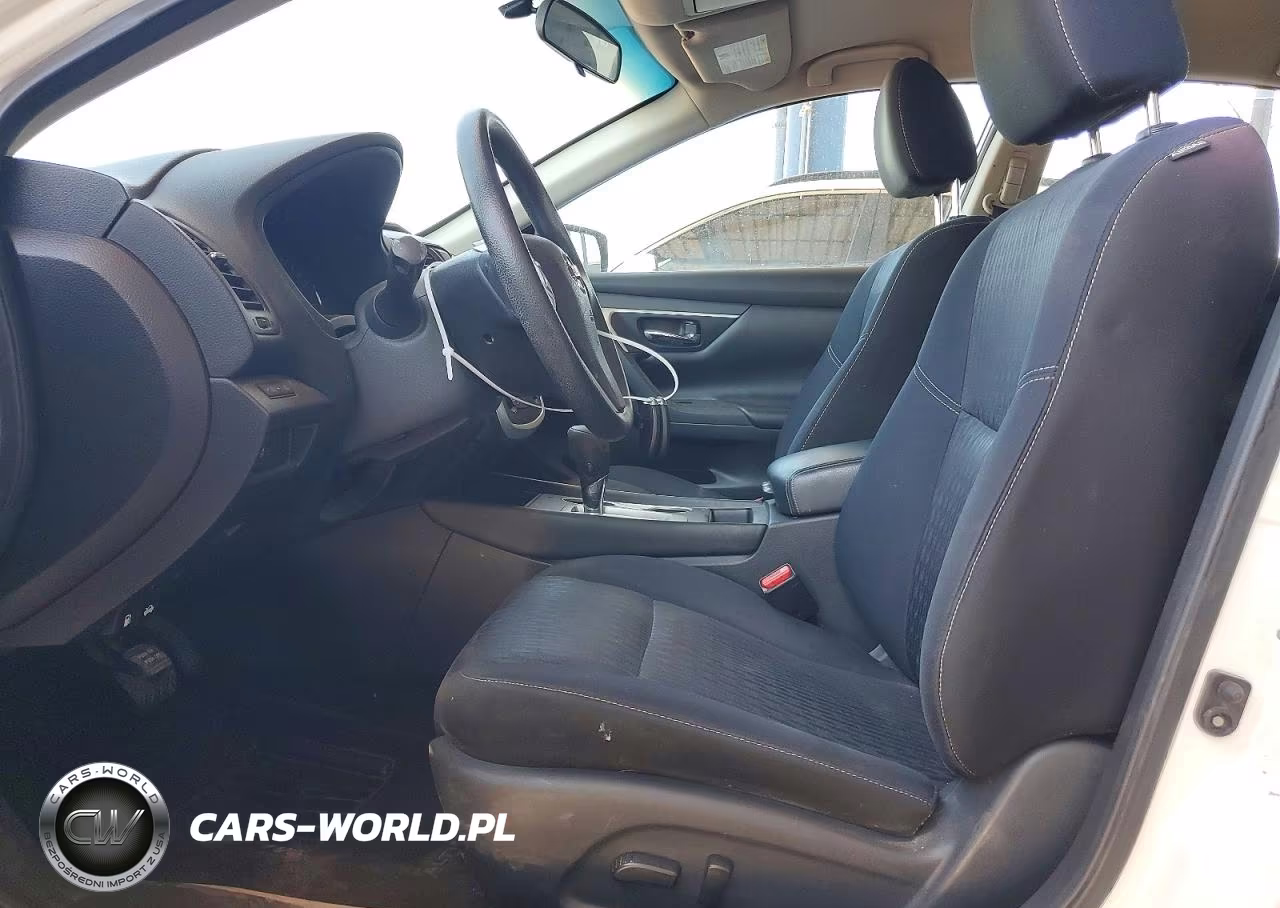 2017 Nissan Altima 2.5 S VIN:1N4AL3AP9HN349008 - 7