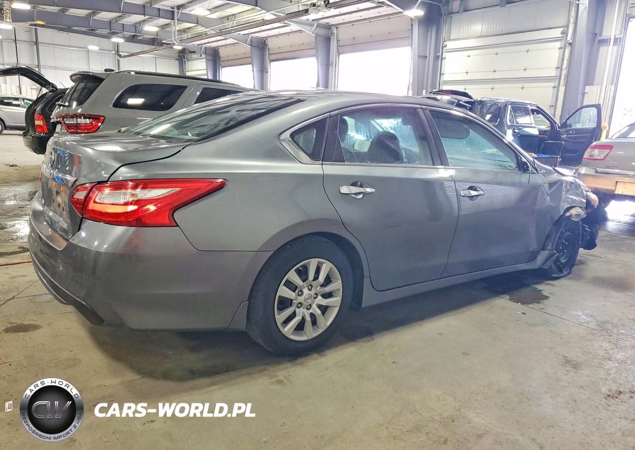 2017 Nissan Altima 2.5 S VIN:1N4AL3AP2HC479823 - 3