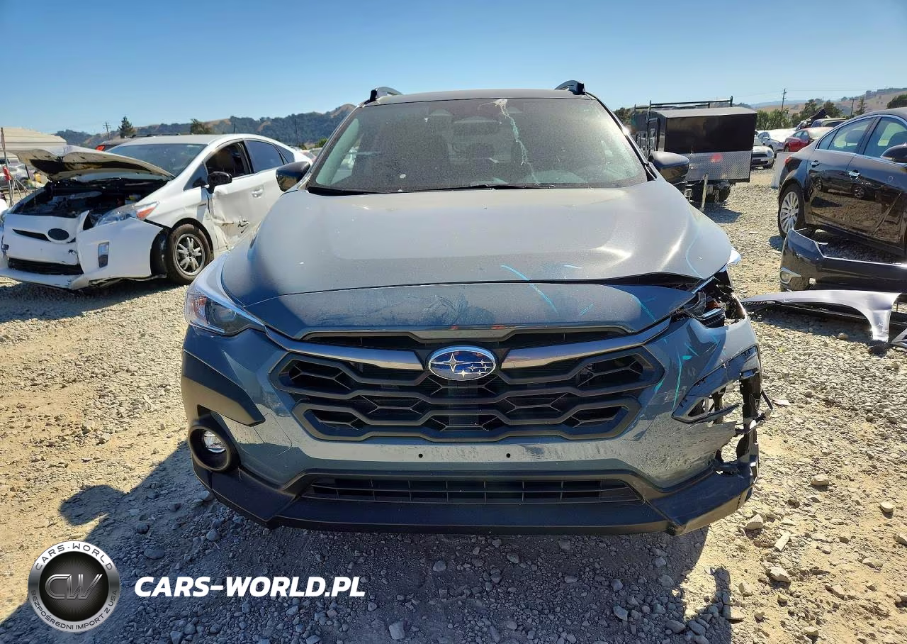 2025 Subaru Crosstrek Premium VIN:JF2GUHDC2S8245782 - 5