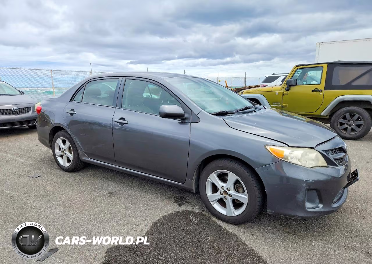 2011 Toyota Corolla VIN:2T1BU4EEXBC657194 - 4