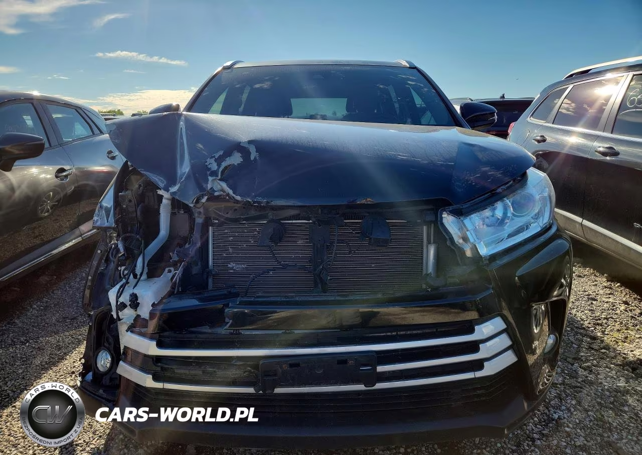 2018 Toyota Highlander Xle VIN:5TDJZRFH6JS823574 - 5