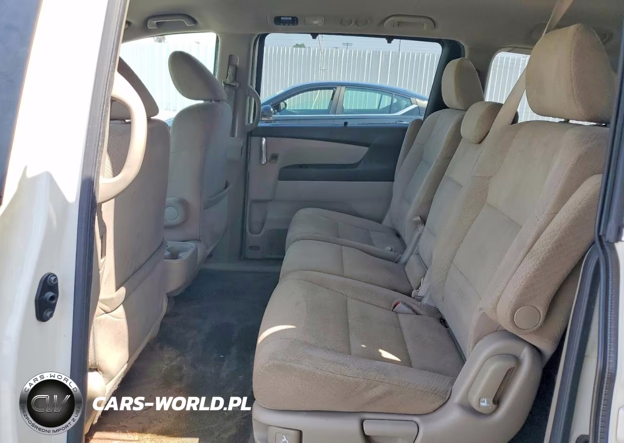 2016 Honda Odyssey Se VIN:5FNRL5H38GB091282 - 11