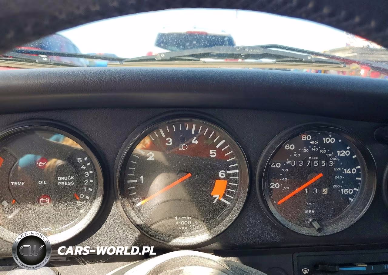 1988 Porsche 911 Carrera VIN:WP0AB0914JS120691 - 9