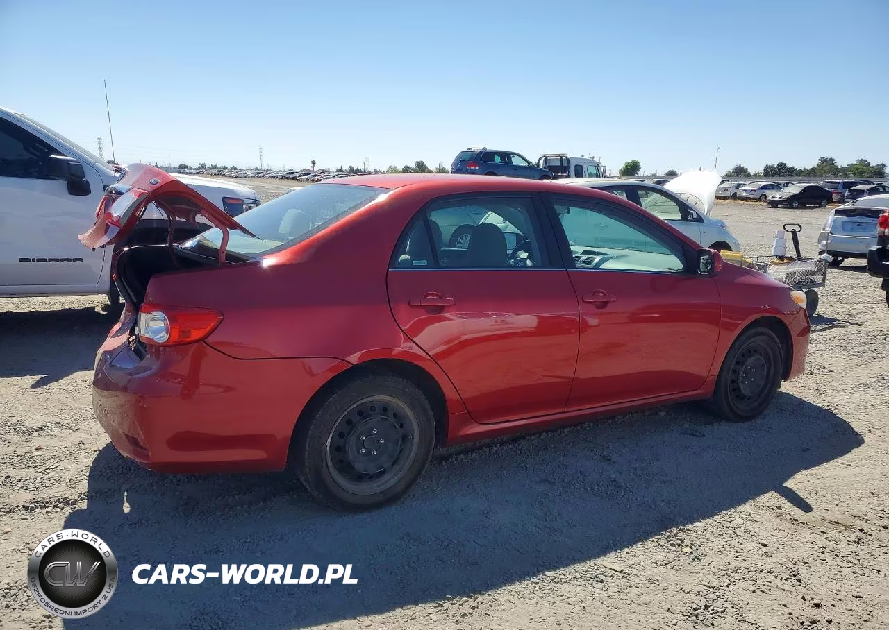 2013 Toyota Corolla Le VIN:5YFBU4EE3DP158269 - 3