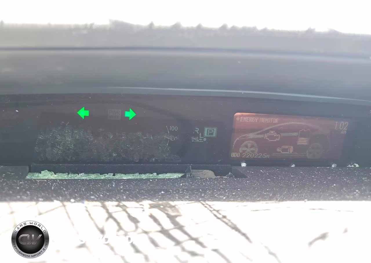 2011 Toyota Prius Three VIN:JTDKN3DU3B1389819 - 9