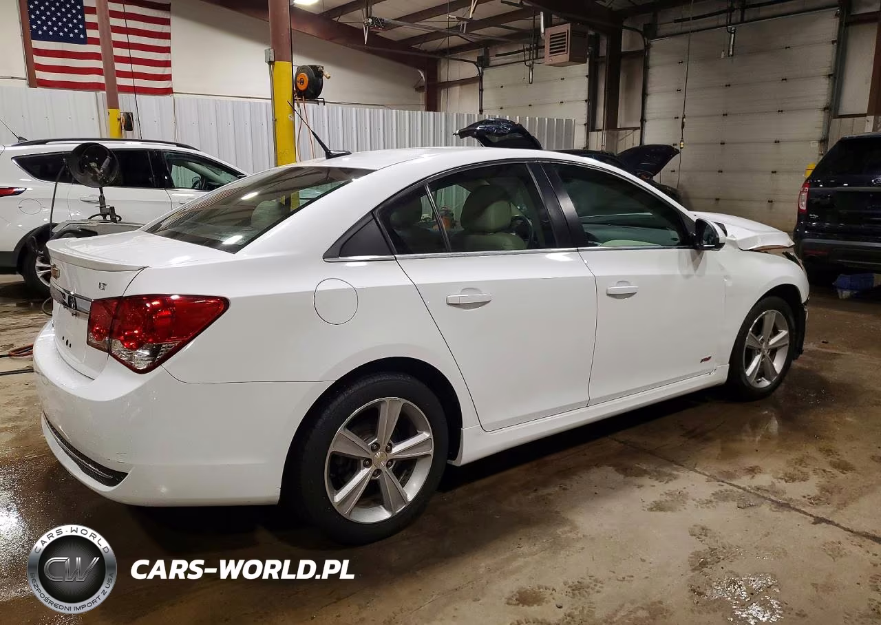 2014 Chevrolet Cruze Lt VIN:1G1PE5SB0E7449486 - 3
