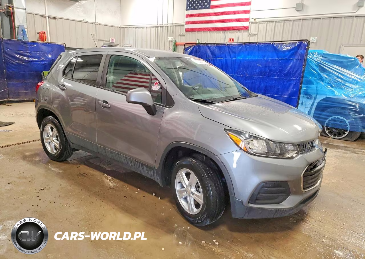 2020 Chevrolet Trax Ls VIN:3GNCJNSB3LL205753 - 4
