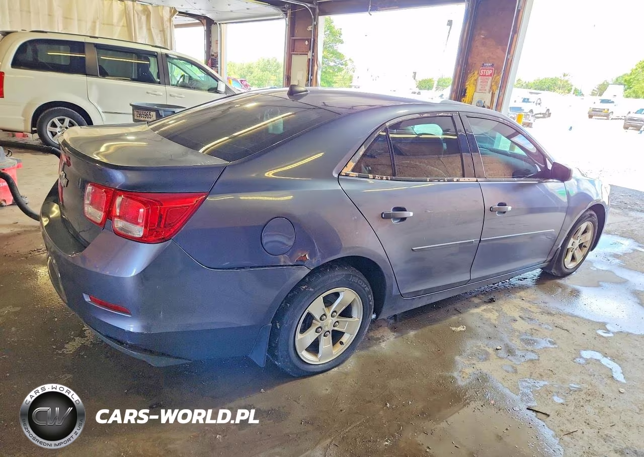 2014 Chevrolet Malibu Ls VIN:1G11B5SL9EF208684 - 3