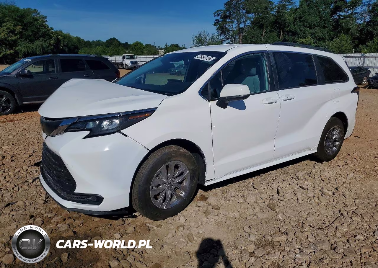 2026 Toyota Sienna – zdjęcie 1 z 13