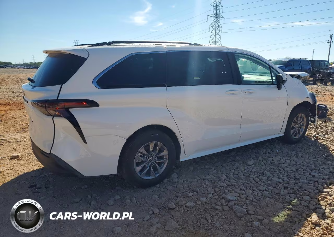 2026 Toyota Sienna VIN:5TDKSKFC7TS231527 - 3