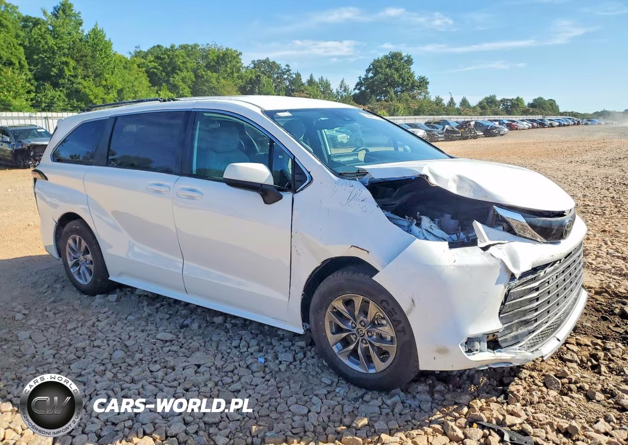 2026 Toyota Sienna VIN:5TDKSKFC7TS231527 - 4