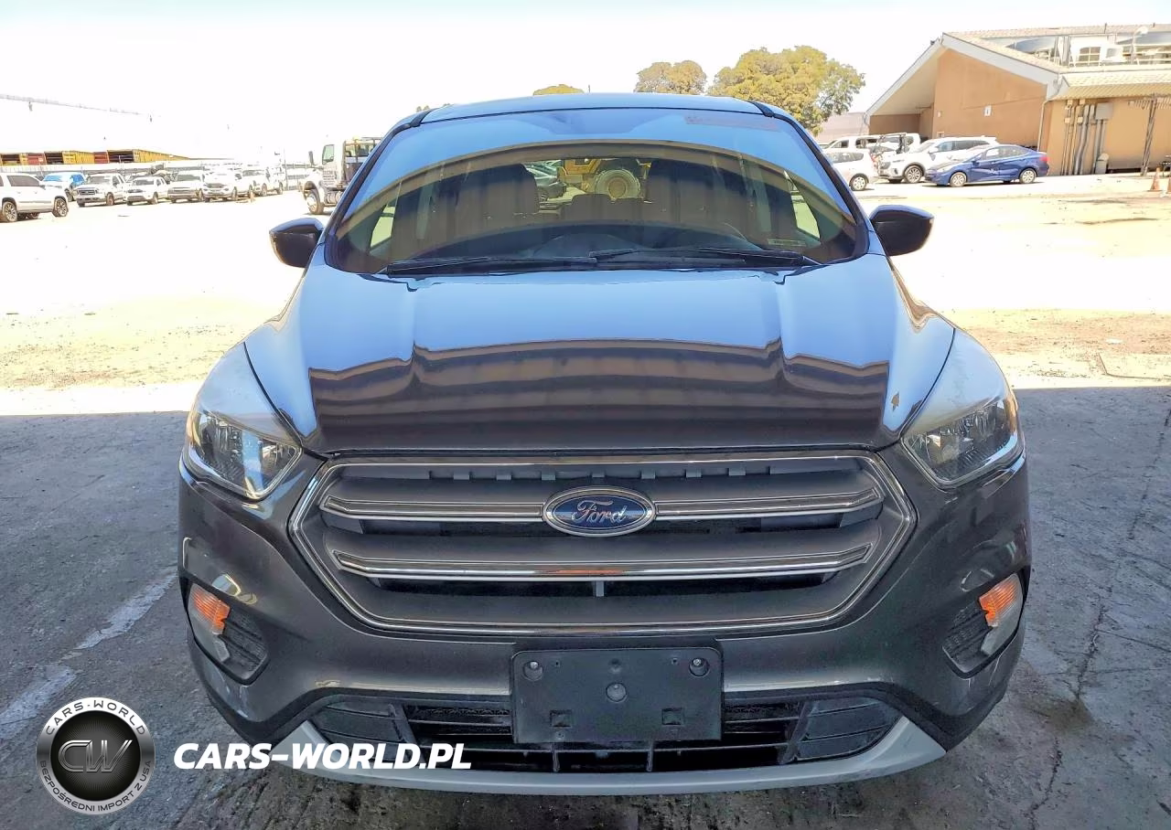 2017 Ford Escape Se VIN:1FMCU9GD6HUE39346 - 5