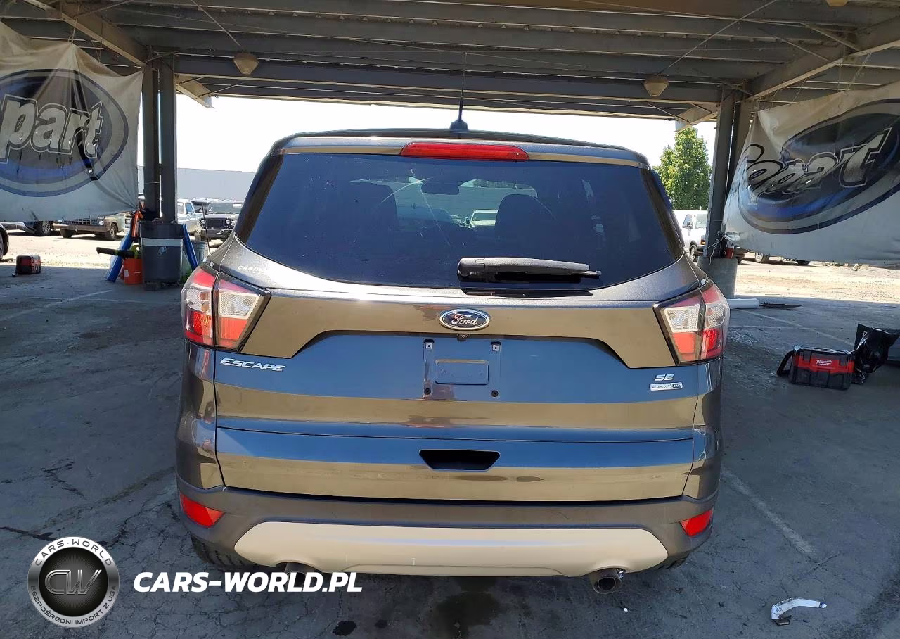 2017 Ford Escape Se VIN:1FMCU9GD6HUE39346 - 6