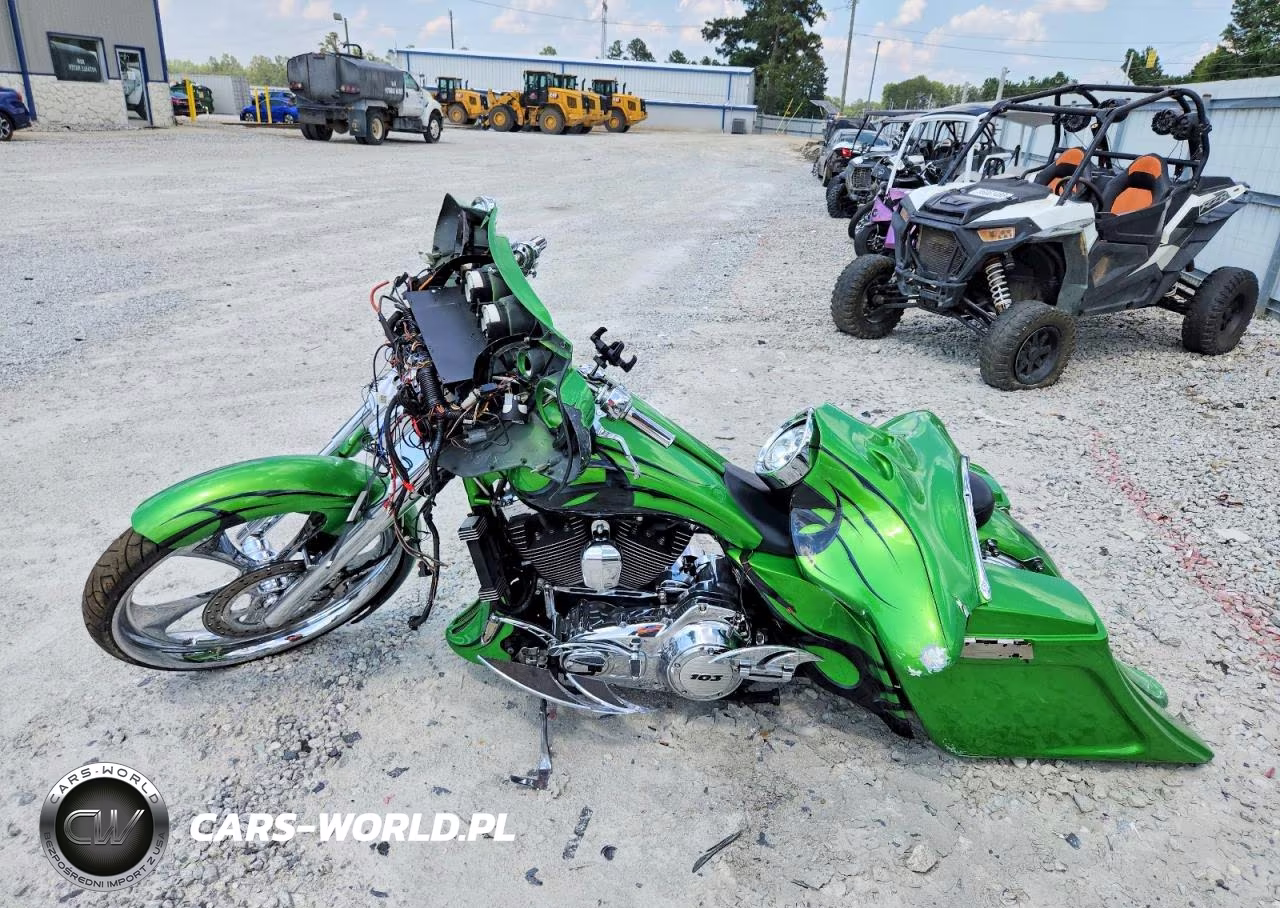 2011 Harley-Davidson Flhx VIN:1HD1KBM19BB659570 - 3