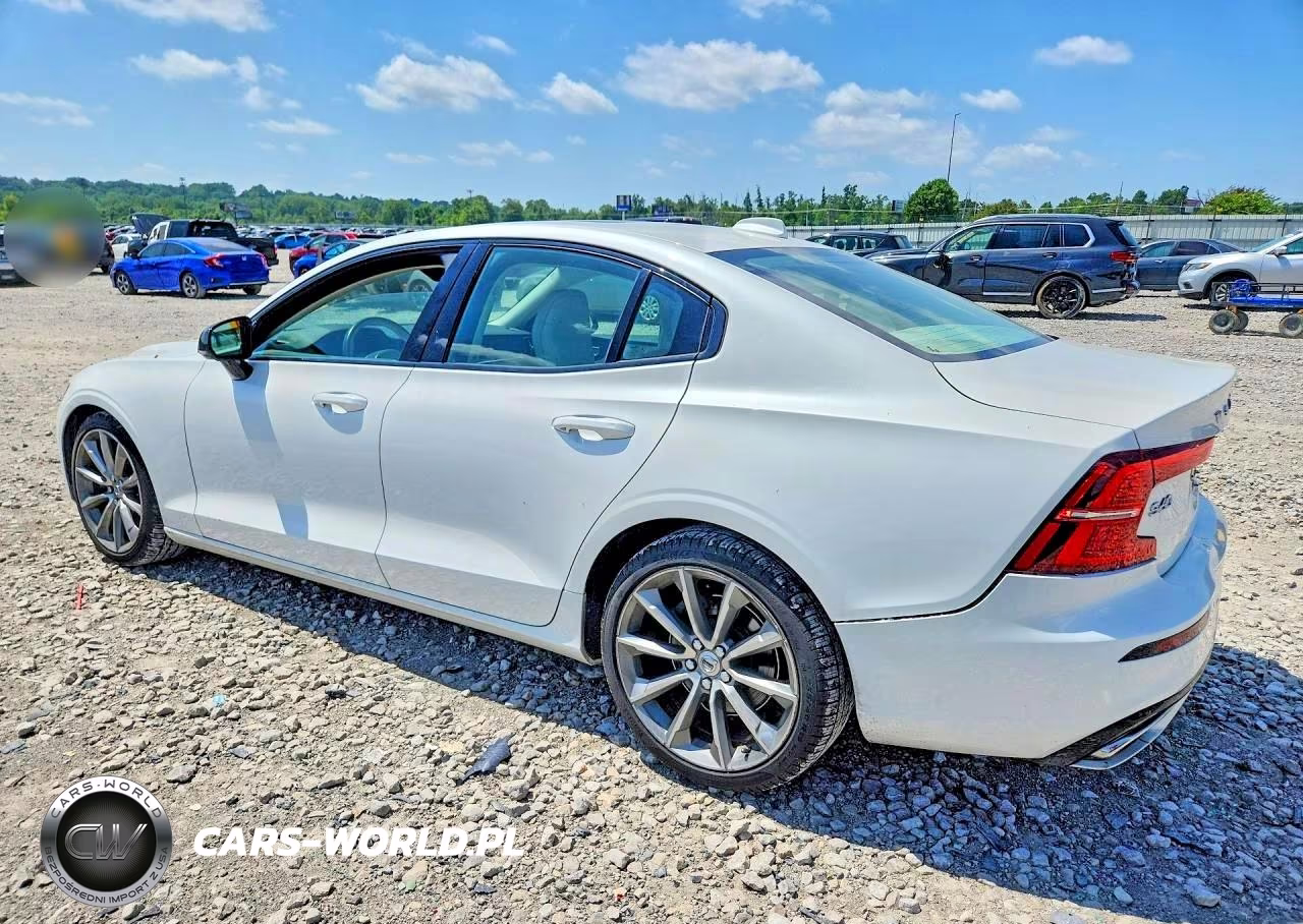 2021 Volvo S60 T5 Momentum VIN:7JR102TZXMG117934 - 2