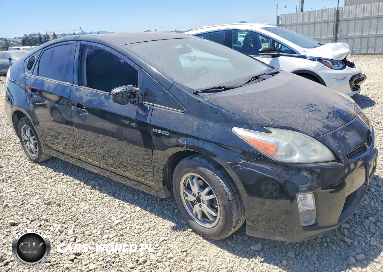 2010 Toyota Prius Iii VIN:JTDKN3DU1A0215770 - 4