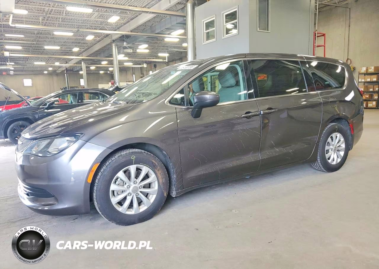 2017 Chrysler Pacifica Touring