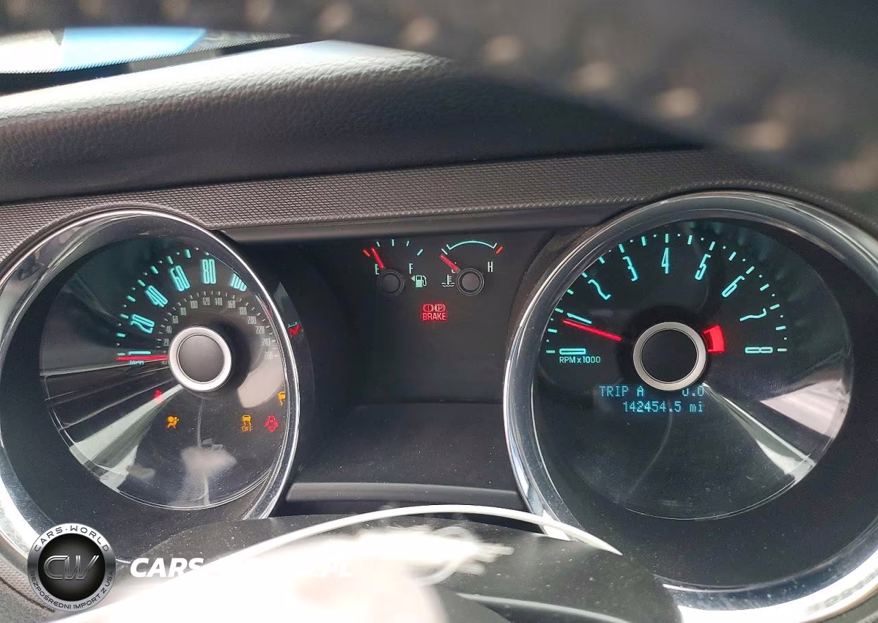 2014 Ford Mustang VIN:1ZVBP8AM6E5252735 - 9