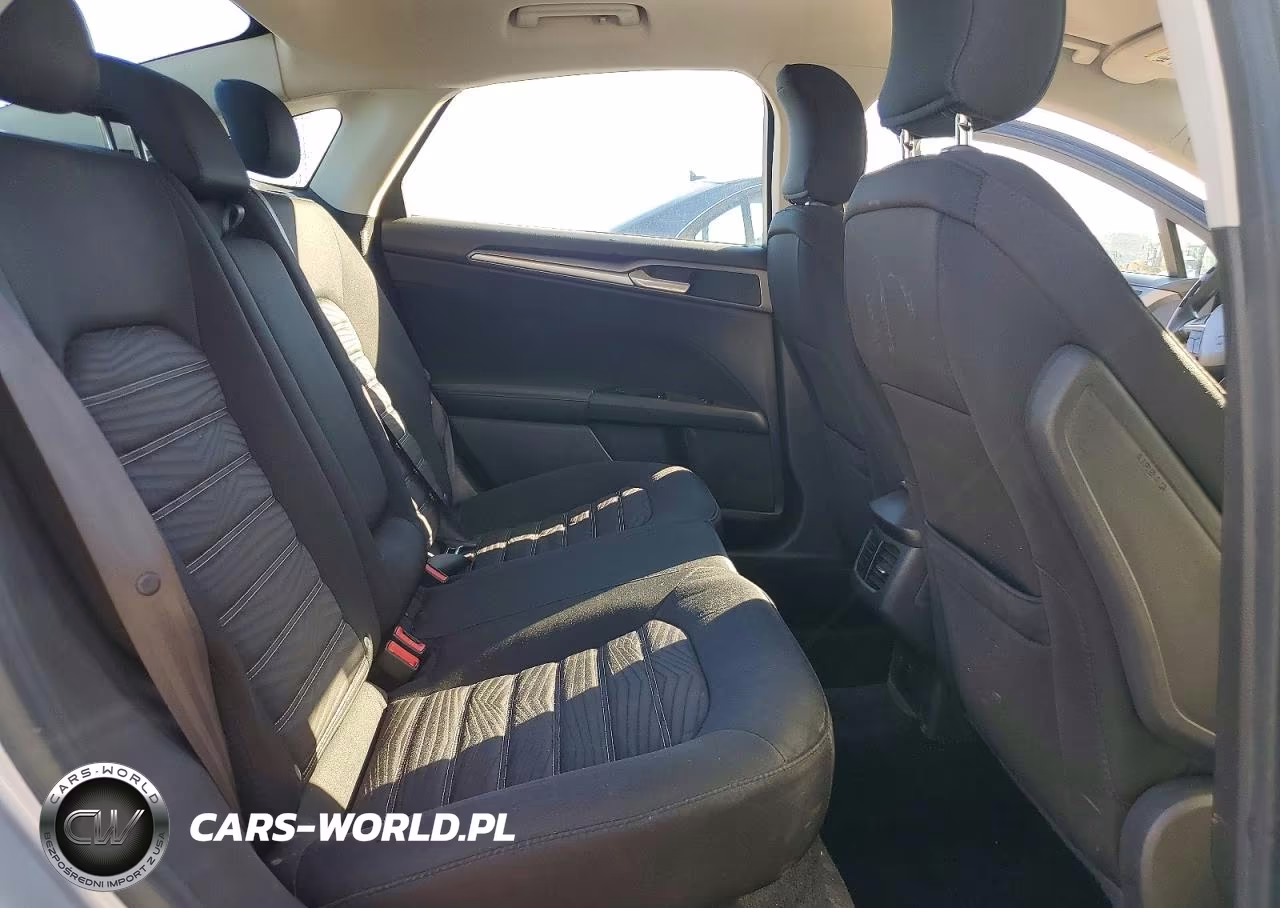 2016 Ford Fusion Se VIN:3FA6P0H74GR203299 - 10