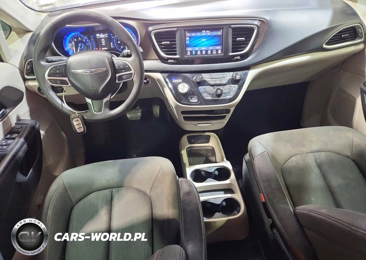 2018 Chrysler Pacifica L VIN:2C4RC1AG1JR113849 - 8