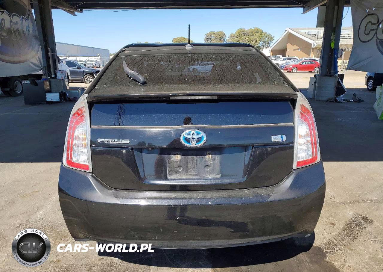 2012 Toyota Prius Four VIN:JTDKN3DUXC5413155 - 6