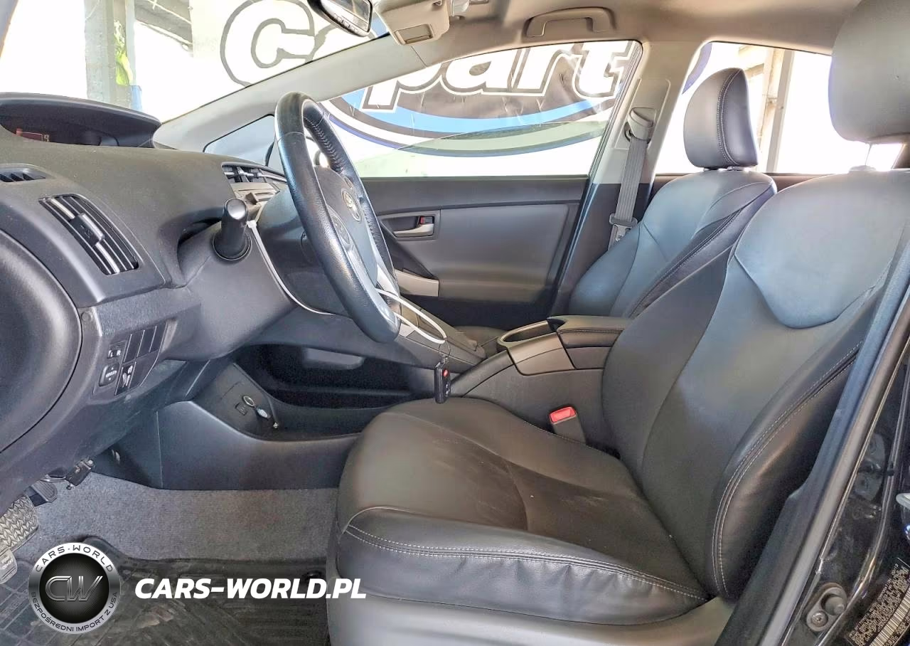 2012 Toyota Prius Four VIN:JTDKN3DUXC5413155 - 7
