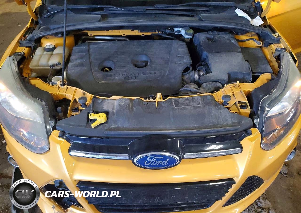 2012 Ford Focus Titanium VIN:1FAHP3N25CL145313 - 11