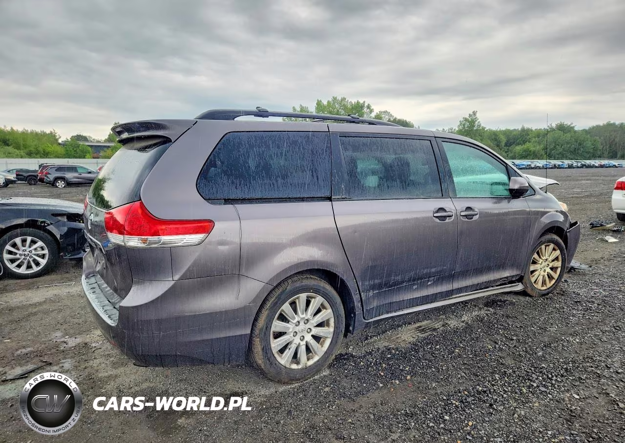 2012 Toyota Sienna Xle 7-Passenger VIN:5TDDK3DC2CS046223 - 3