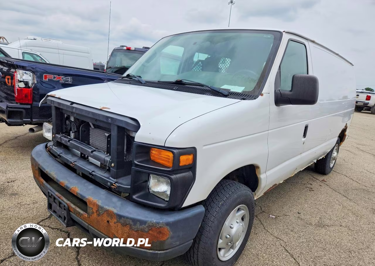 2013 Ford Econoline E150 Van – zdjęcie 1 z 12