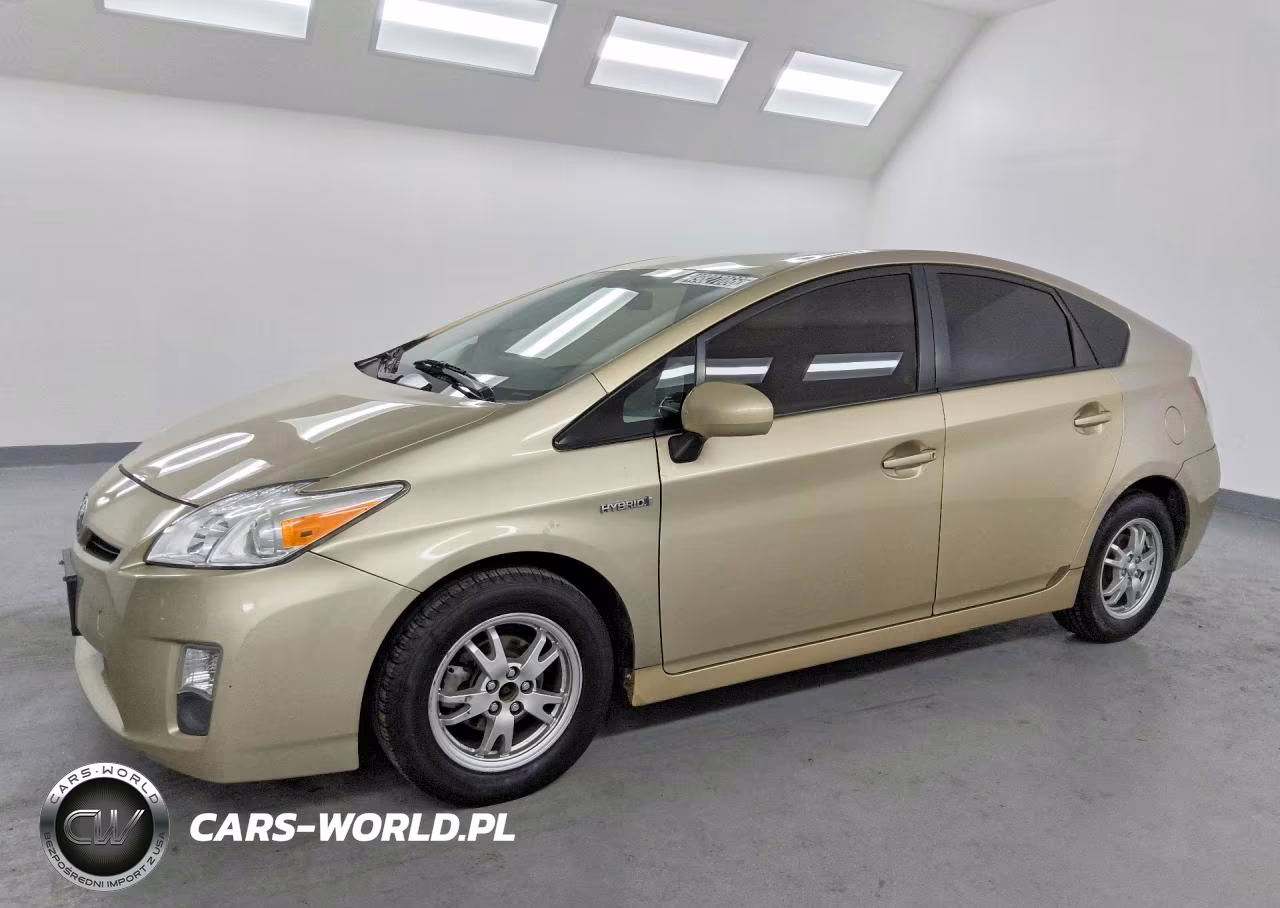 2011 Toyota Prius Two