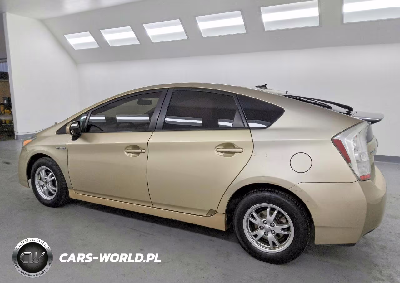 2011 Toyota Prius Two VIN:JTDKN3DU9B1463308 - 2
