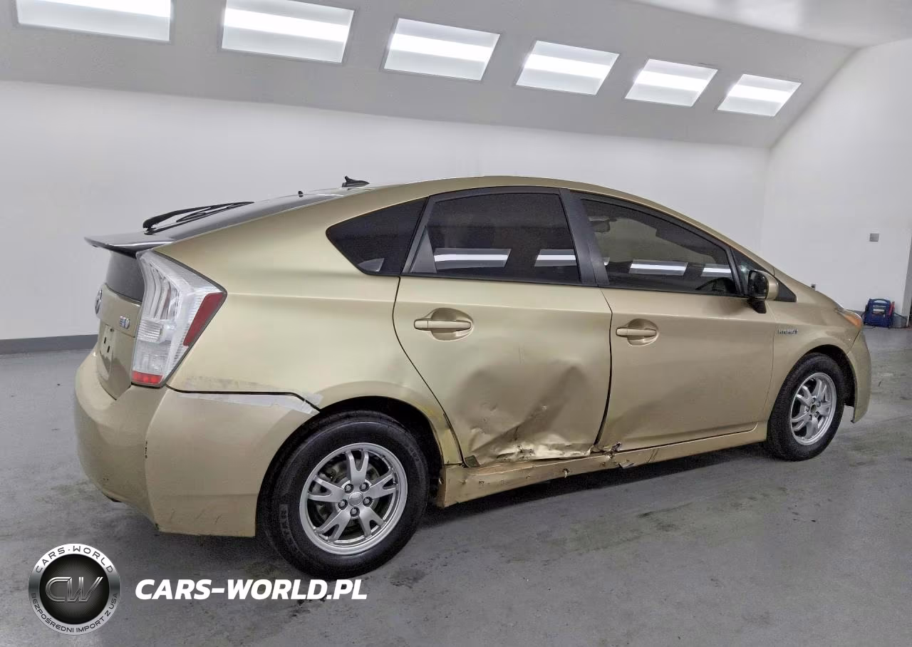 2011 Toyota Prius Two VIN:JTDKN3DU9B1463308 - 3