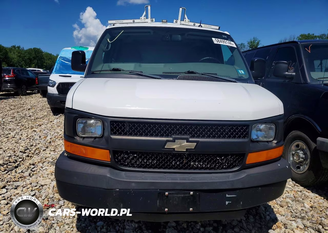 2015 Chevrolet Express G2500 VIN:1GCWGFCFXF1167607 - 5