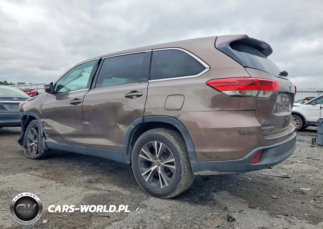 2019 Toyota Highlander Le VIN:5TDZARFH2KS048959 - 2