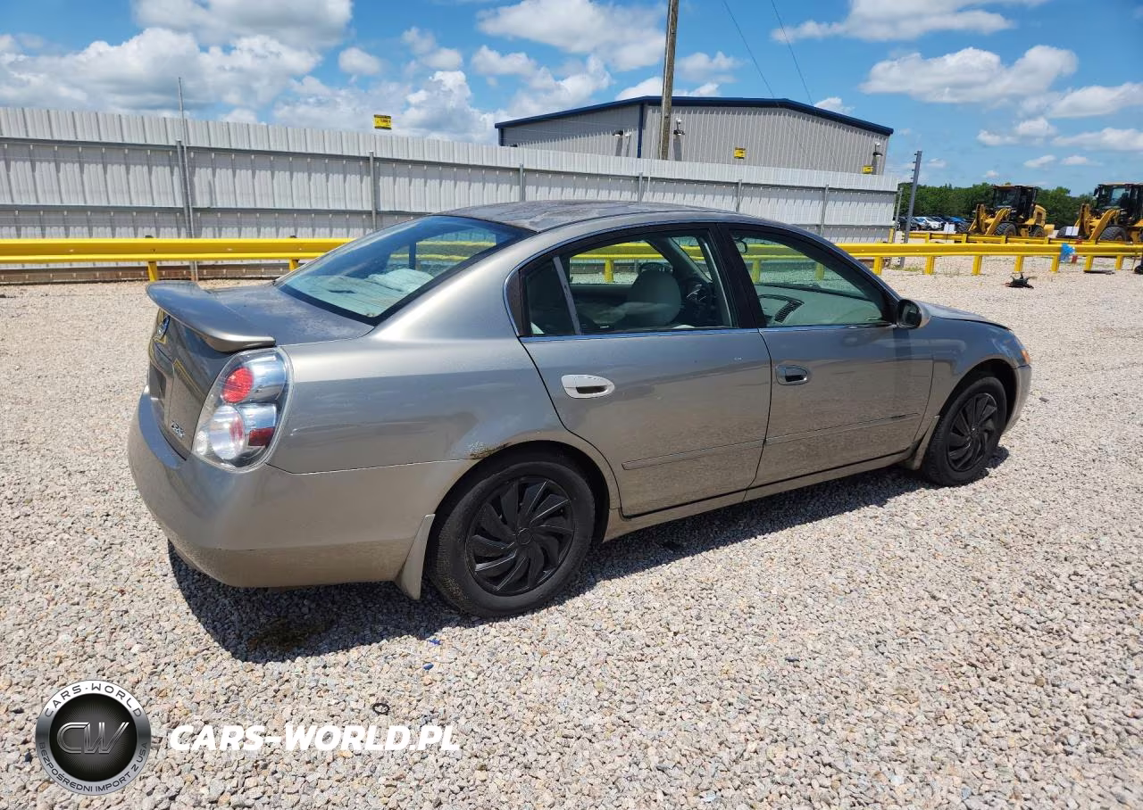 2005 Nissan Altima VIN:1N4AL11D25N442054 - 3