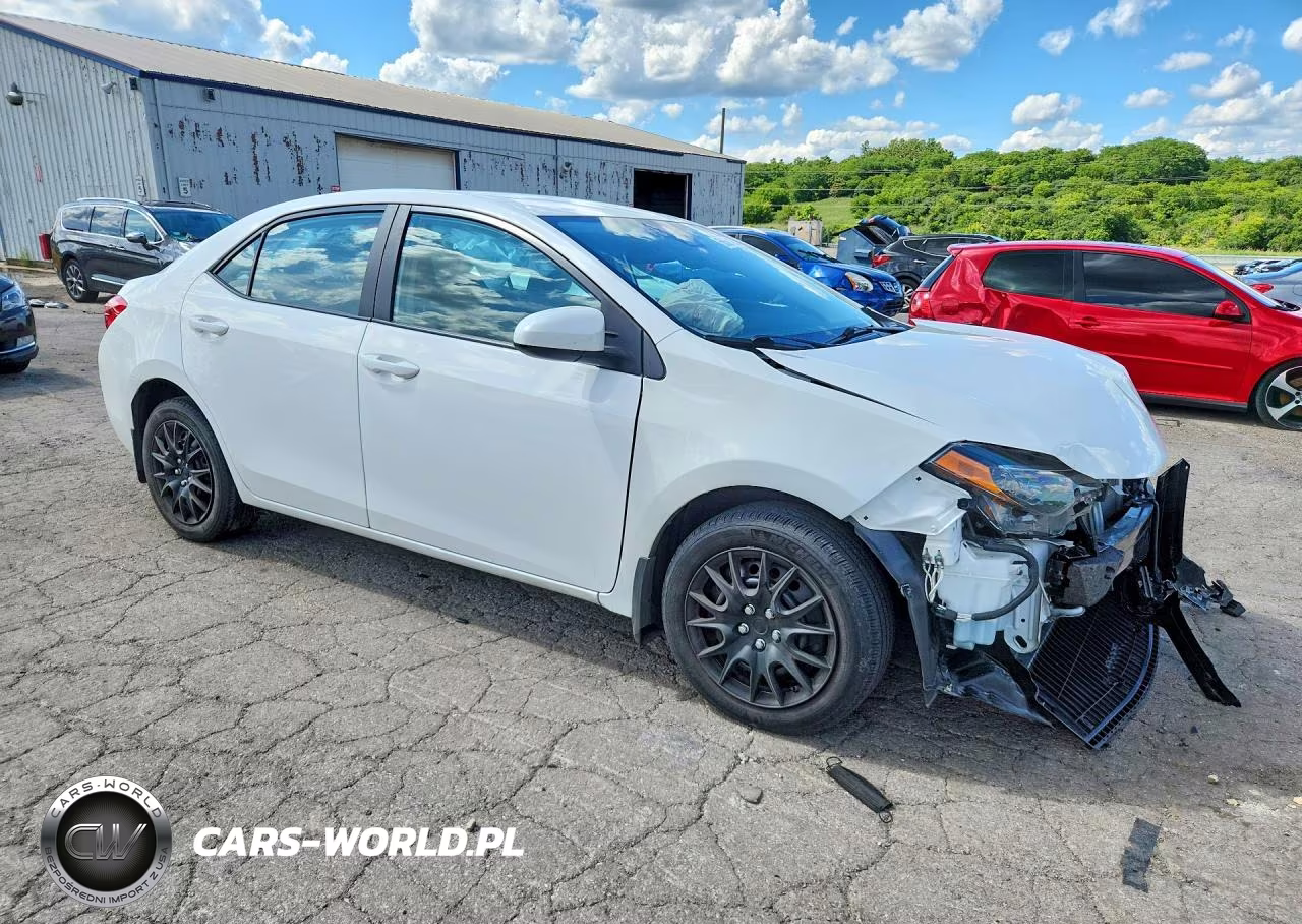 2019 Toyota Corolla Le VIN:2T1BURHE7KC200190 - 4