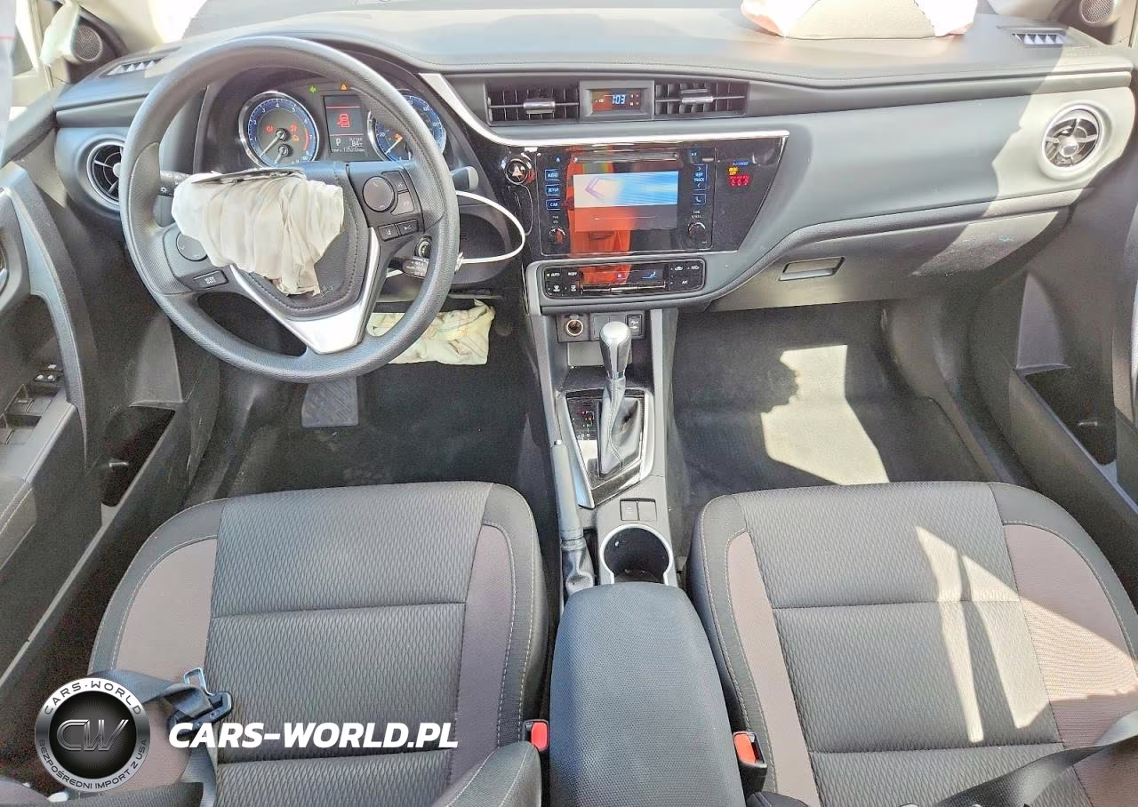 2019 Toyota Corolla Le VIN:2T1BURHE7KC200190 - 8