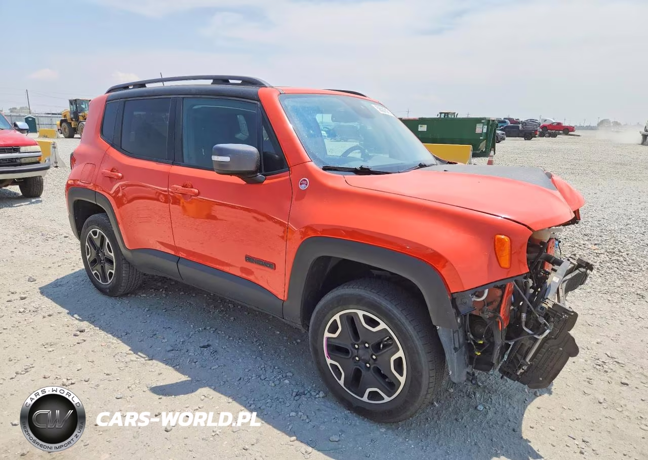 2017 Jeep Renegade Trailhawk VIN:ZACCJBCB4HPF94777 - 4