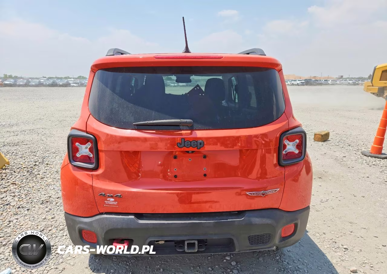 2017 Jeep Renegade Trailhawk VIN:ZACCJBCB4HPF94777 - 6