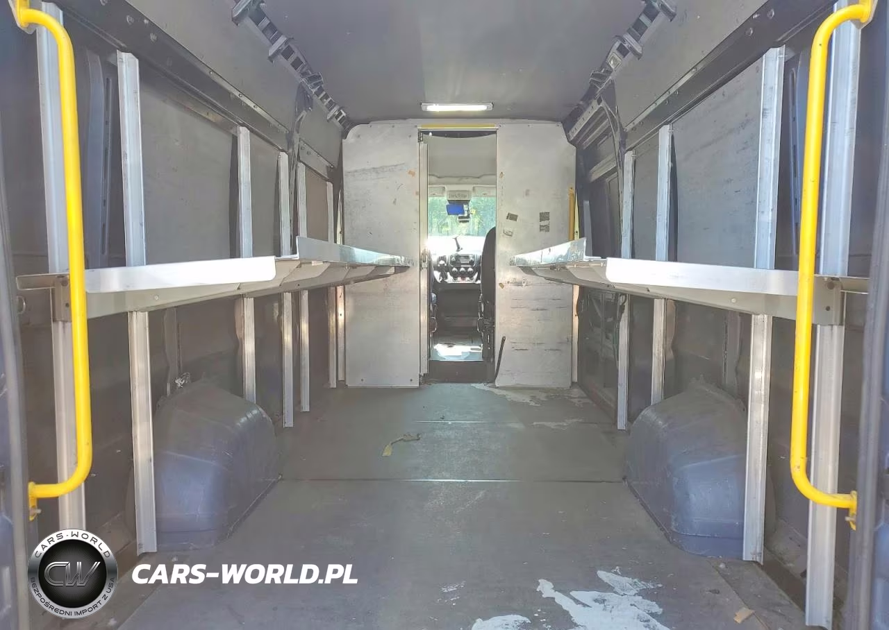 2020 Ram Promaster 3500 Delivery Van VIN:3C6URVJG4LE136229 - 10