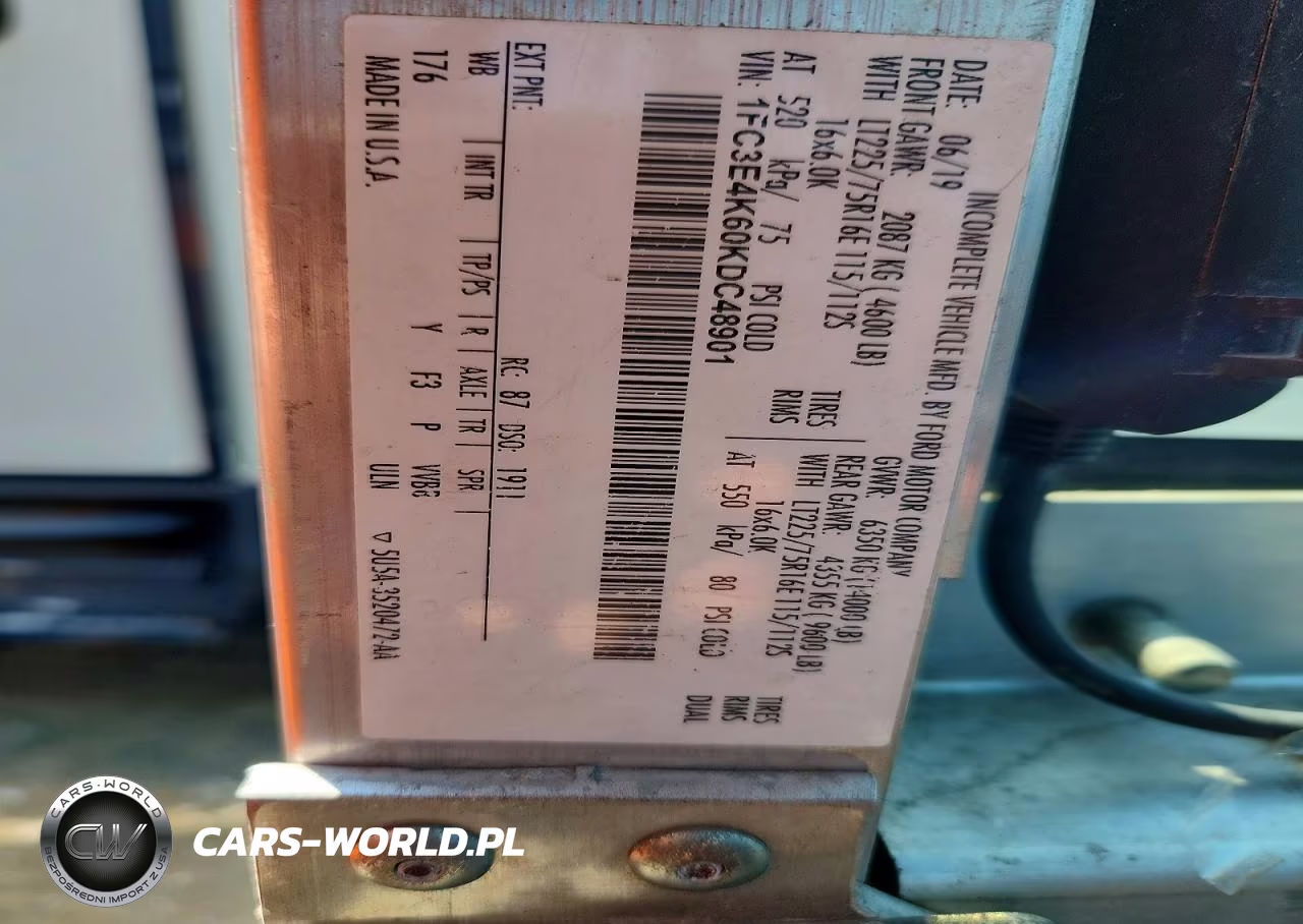 2019 Ford E450 Delivery Truck VIN:1FC3E4K60KDC48901 - 13