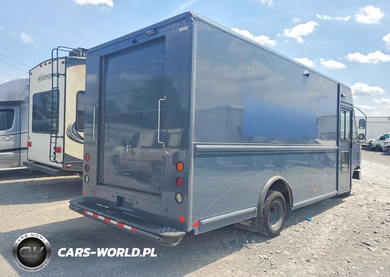2019 Ford E450 Delivery Truck VIN:1FC3E4K60KDC48901 - 3