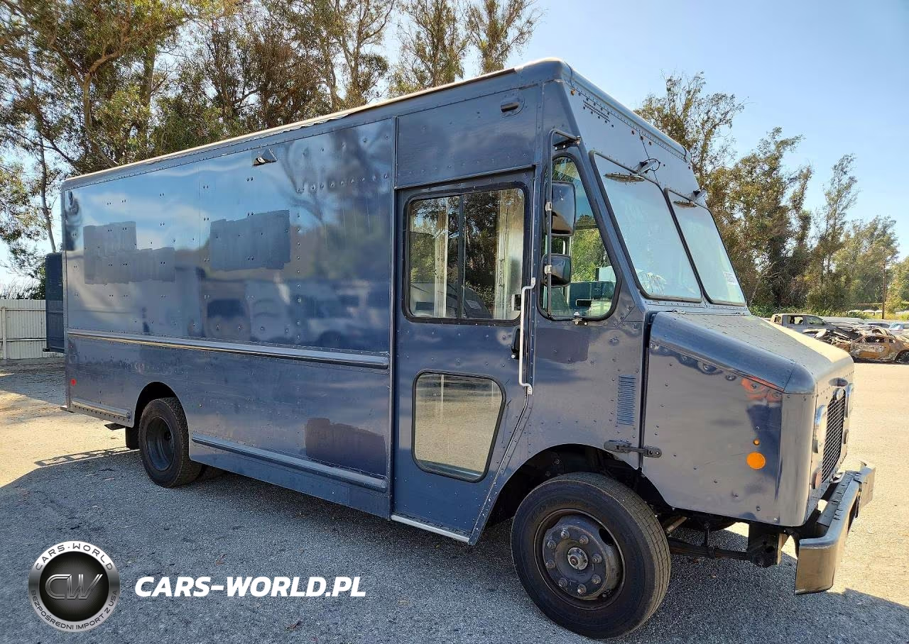 2020 Freightliner Chassis M Line Walk-In Van VIN:4UZAC2EA2LCLZ7007 - 4